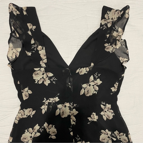 kimchi Blue UO Women’s Floral Romper - Picture 8 of 13